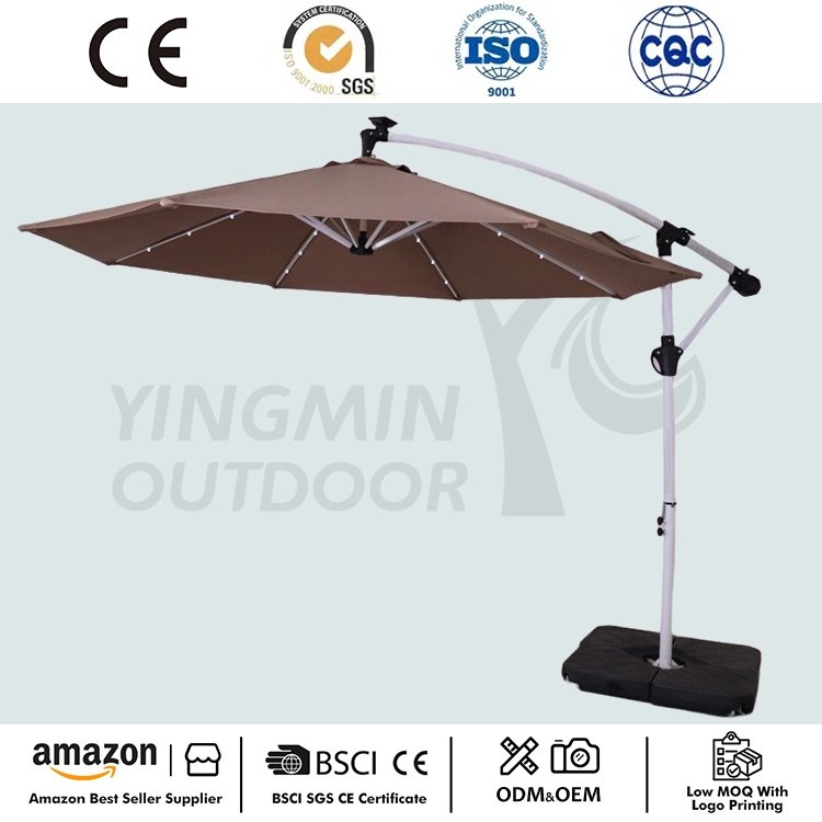 Berriena 10FT Patio Cantilever Eguzki LED Aterkia